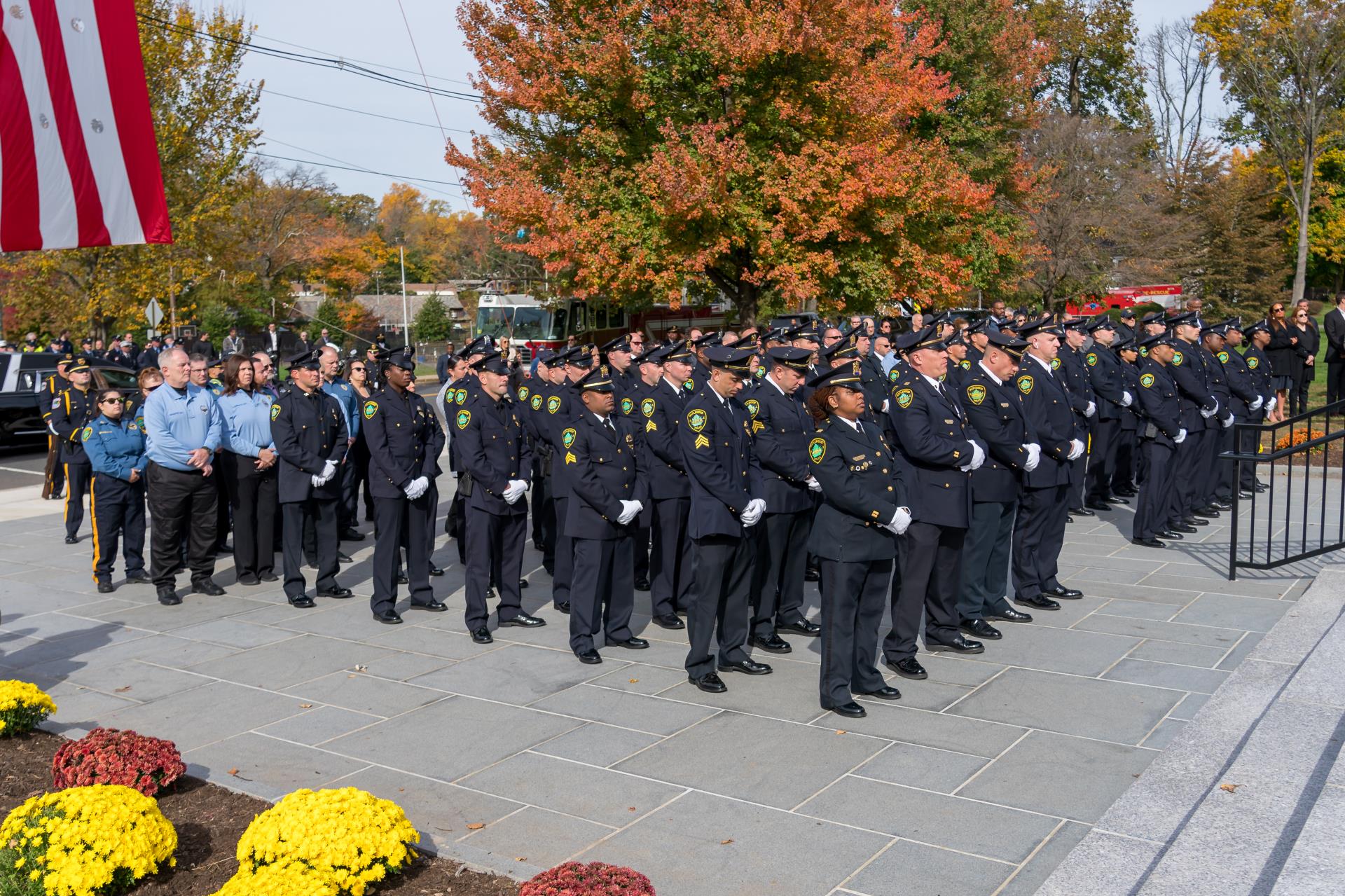 Image of the Maplewood PD at Chief DeVaul's funeral.